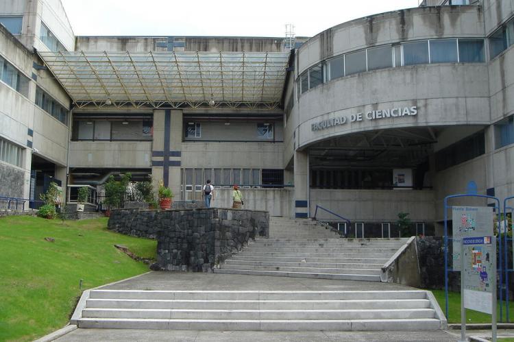 Entrance to the Tlahuizcalpan building of the Faculty of Sciences of the National Autonomous University of Mexico