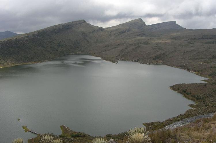 Chisaca Lake at Sumapaz, Páramo de Santa Isabel at Los Nevados National Park (Colombia)