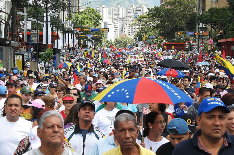 Venezuelans during a political march in Caracas, Venezuela (2009)