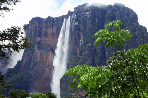 Salto Angel (Angel Falls) - World's Highest Waterfall - Canaima National Park, Venezuela