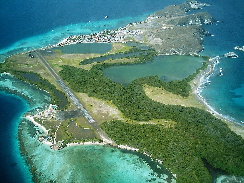 Los Roques: Venezuela’s Coral Crown in the Caribbean | LAC Geo