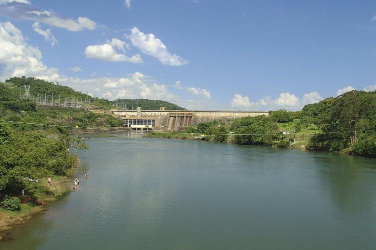 Jurumirim dam on the Paranapanema River, Brazil