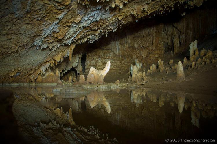 Barton Creek Cave, Belize