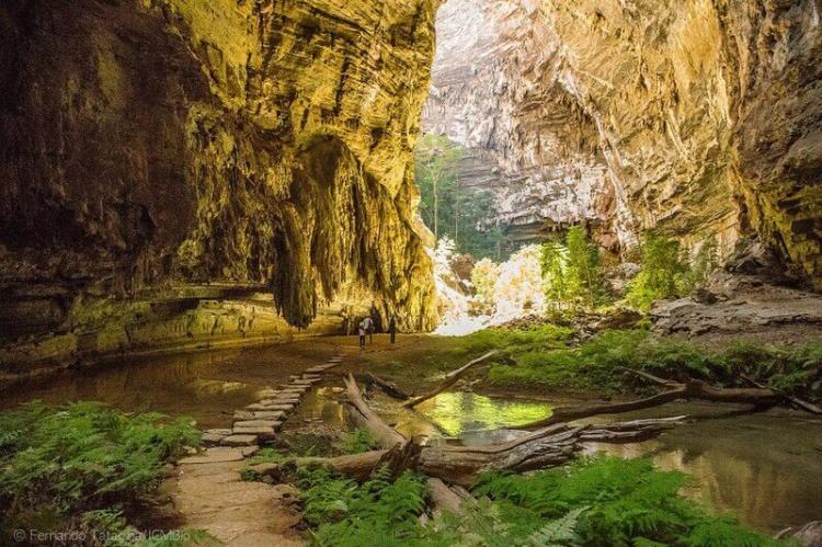 Caves in the Peruaçu River Canyon, Brazil