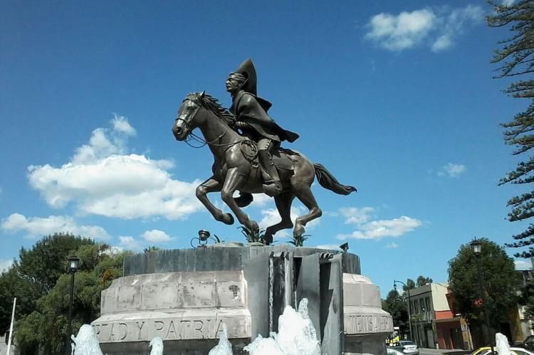 Sculpture titled Destiny's Rider by Juan Francisco Velasco y Perdomo, Queretaro, Mexico depicts Ignacio Perez