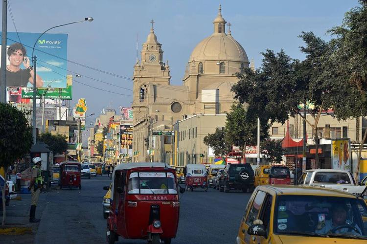 Downtown Ica, Iglesia de San Francisco, Peru