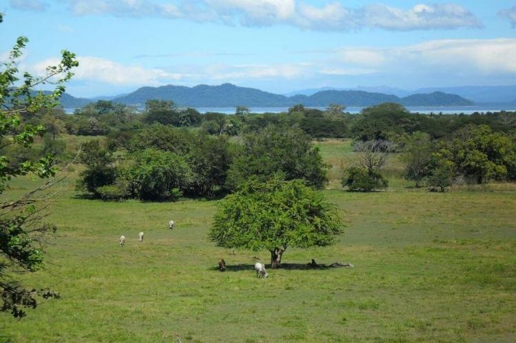Landscape of southeastern Nicoya Peninsula, Puntarenas Province, western Costa Rica
