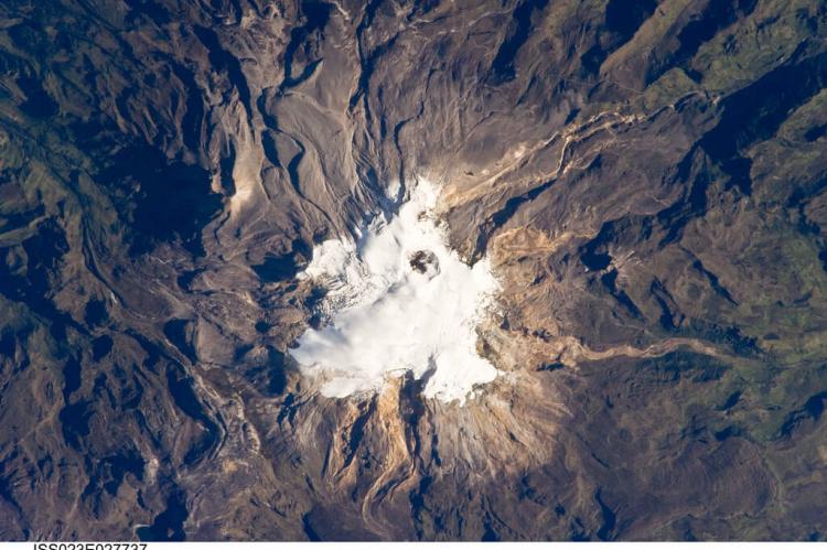 Nevado del Ruiz, Colombia (NASA, International Space Station Science, 04/23/10)