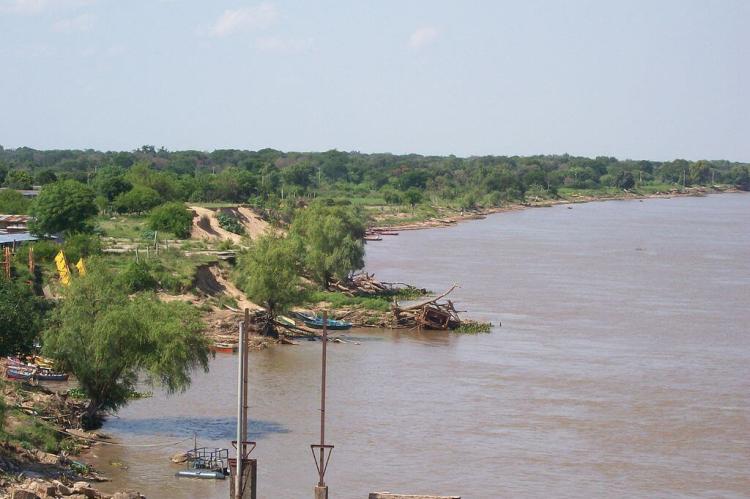 Paraná River in Barrio San Pedro Pescador, Chaco Province, Argentina