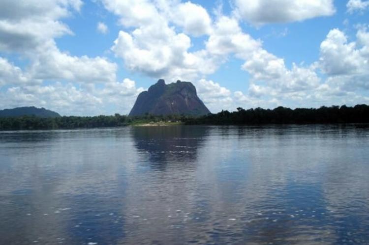 Pedra de Cucuí natural monument, Río Negro, Amazonas State, Venezuela