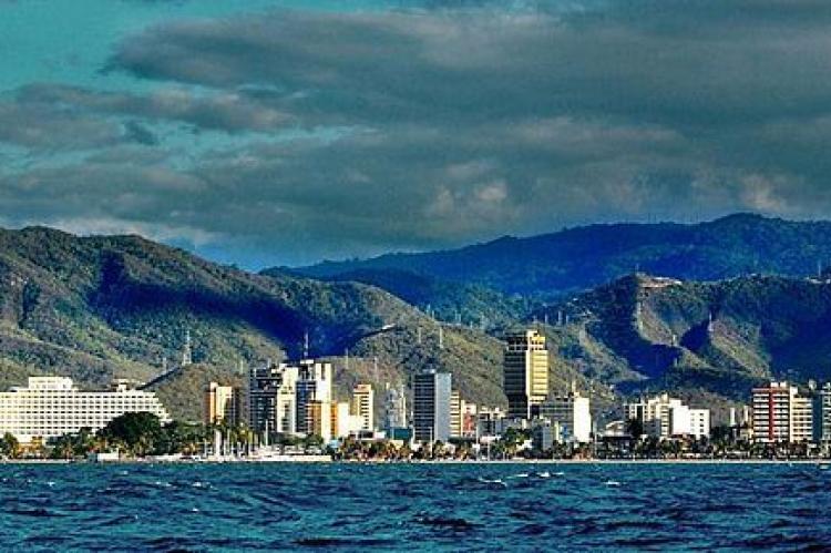 Puerto La Cruz skyline, Anzoátegui, Venezuela