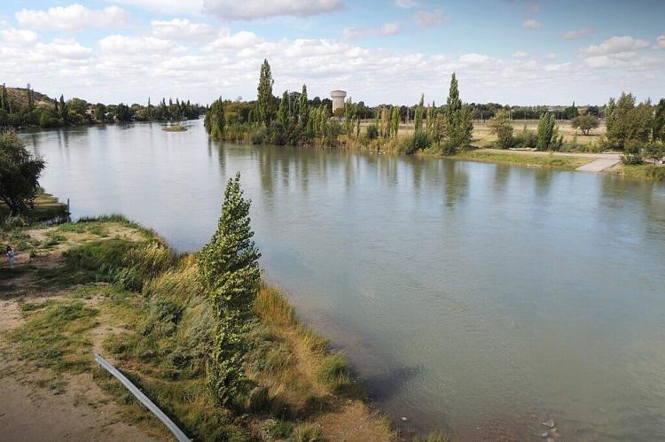 Colorado River border of La Pampas and Rio Negro, Argentina