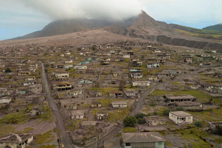 Soufrière Hills volcanic aftermath (Aerial views, Montserrat, 2007)