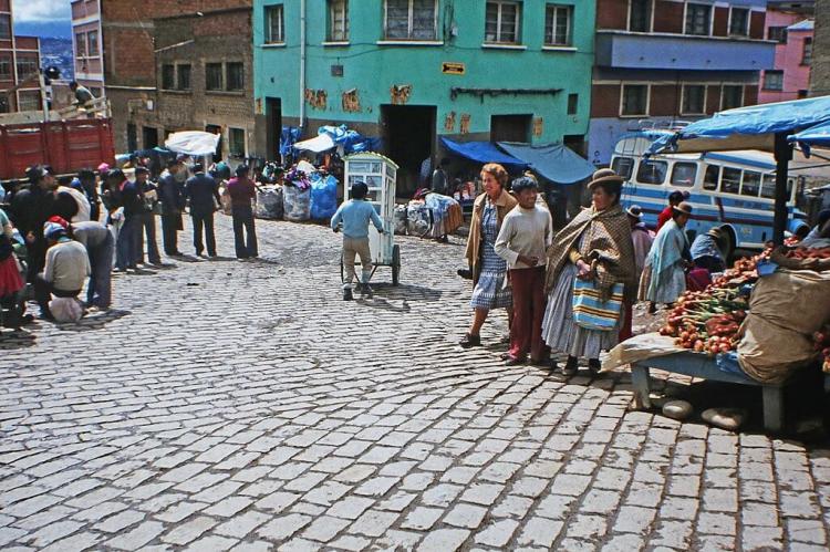  La Paz, Street scene (Bolivia)