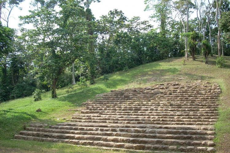 Structure 5, Takalik Abaj, Guatemala