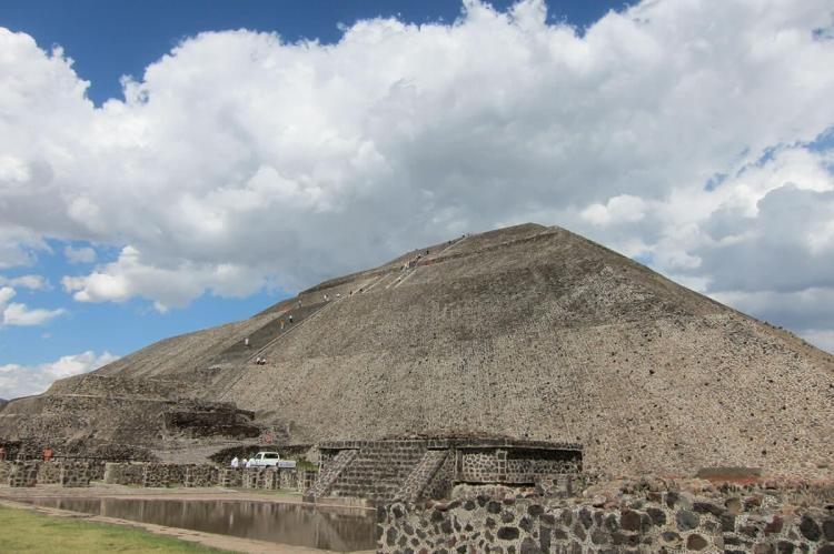Teotihuacan pyramid, Mexico
