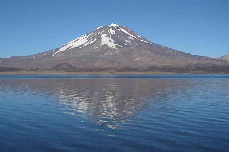 Lake Diamante (Argentina) and Maipo volcano (Chile)