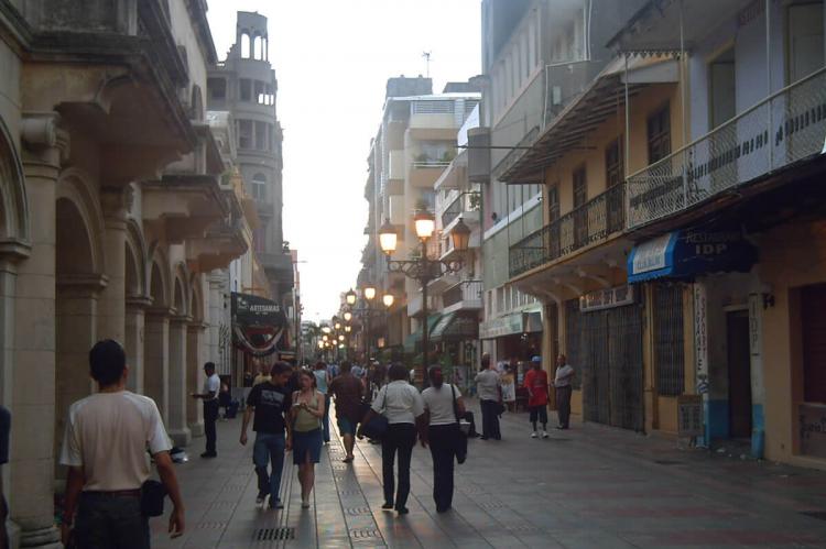 Calle el Conde, Colonial Santo Domingo (Dominican Republic)