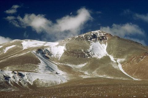 View of Cerro Llullaillaco from southwest at 5200m